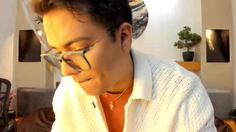 johnbelrose online show from November 3, 7:15 pm