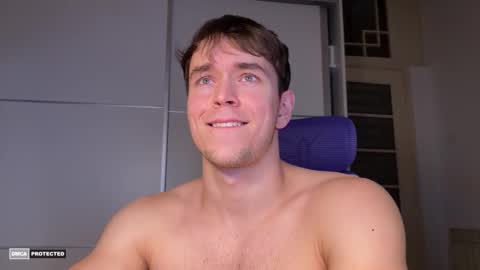 Johnny online show from February 1, 11:03 pm