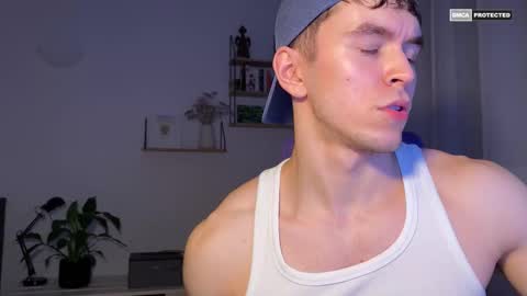 Johnny online show from November 18, 8:45 pm