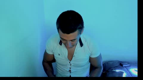 Johnny online show from December 9, 12:45 am