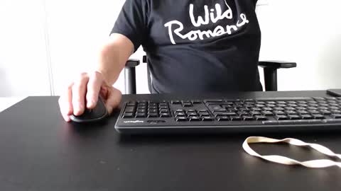 johnny_walker14 online show from October 15, 11:40 am