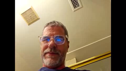 johnnyblaze2112 online show from April 17, 1:41 am