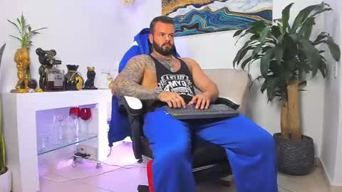 JOHNNY online show from February 10, 1:10 am