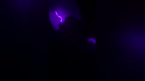 johnsenxxx online show from April 3, 6:15 pm