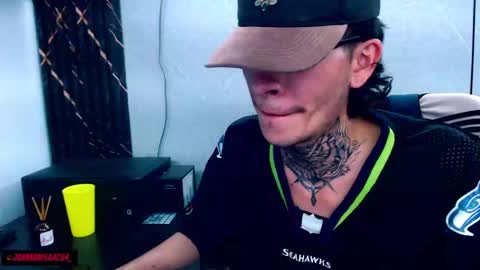 Snapshot of johnsonisaac94_ chatting on February 27, 5:02 am johnsonisaac94  online show from February 27, 5:02 am