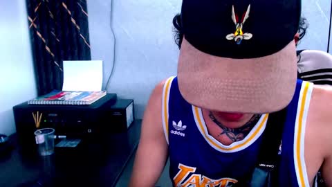 Snapshot of johnsonisaac94_ chatting on February 21, 6:07 am johnsonisaac94  online show from February 21, 6:07 am