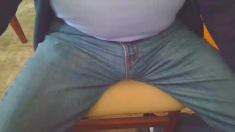 Snapshot of johnxxx549 chatting on October 2, 6:01 pm johnxxx549 online show from October 2, 6:01 pm