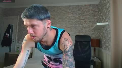 JonahShaw online show from May 30, 4:34 am