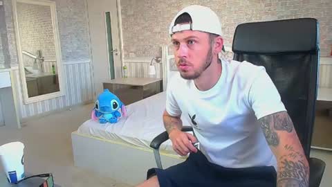 JonahShaw online show from July 14, 4:16 am