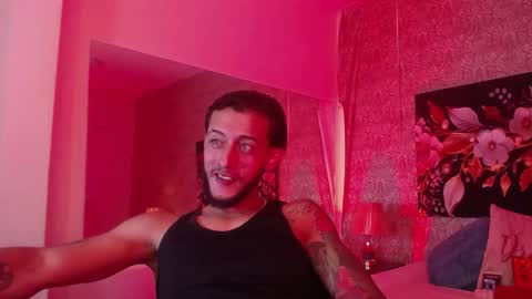 Jonas  online show from November 24, 7:37 pm