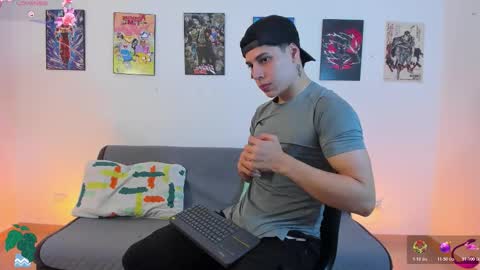 Instagram jonathanfit14 online show from November 24, 10:55 pm