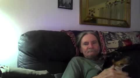 Jonelvis123456 online show from December 4, 10:55 am