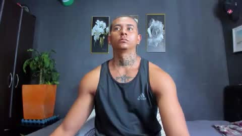 Snapshot of jordanharrd chatting on January 12, 11:15 pm Jordanharrd online show from January 12, 11:15 pm
