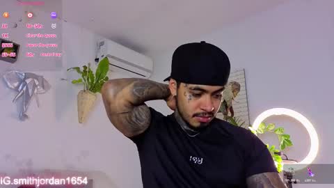 Jordan Smith online show from November 24, 8:43 pm