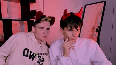 jordi_ser online show from November 6, 7:06 pm