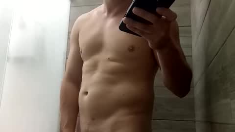 jorgelatino1919 online show from February 3, 3:48 am