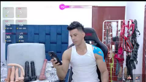 jose_rumbero91 online show from March 27, 12:06 pm