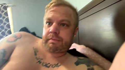 FreakyNeighborJosh online show from April 4, 5:54 pm