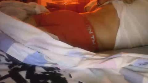 jovenduro84 online show from April 24, 6:38 am