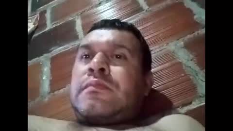 Snapshot of juan370490 chatting on February 23, 10:20 pm juan370490 online show from February 23, 10:20 pm