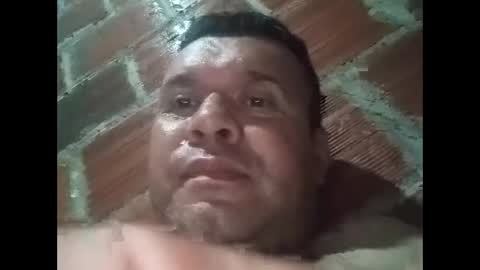 Snapshot of juan370490 chatting on December 26, 4:53 am juan370490 online show from December 26, 4:53 am