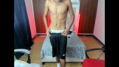 juan_and_luke online show from March 6, 2:36 pm