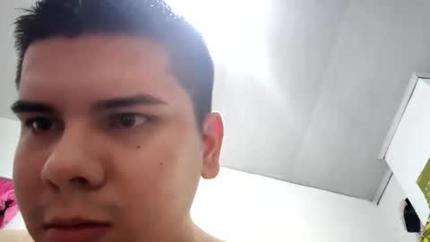 juanmanuelalgecira online show from March 25, 3:21 am