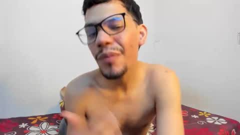 juansuarez204 online show from April 14, 1:17 am