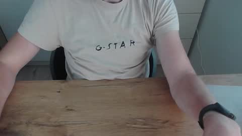 Snapshot of junk2711 chatting on September 14, 3:14 pm junk2711 online show from September 14, 3:14 pm