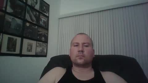 just1more5 online show from March 7, 10:13 am