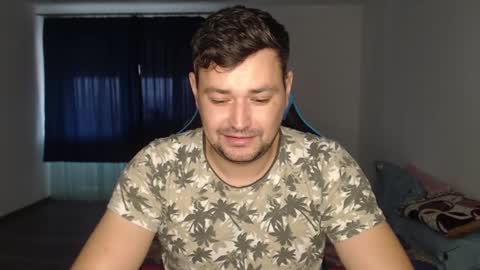 Alex online show from December 2, 11:21 am