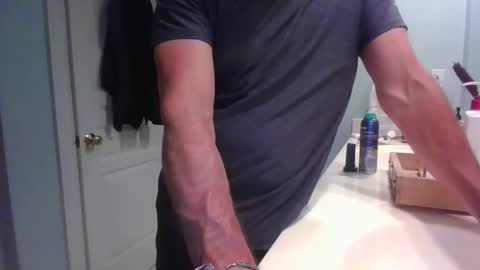 justanotherdadbod2025 online show from May 29, 3:05 am