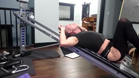 Tohiptwoquit online show from January 15, 6:17 am