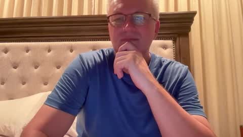 Michael online show from October 31, 1:18 am