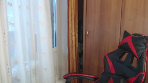 Justin online show from January 6, 10:13 am