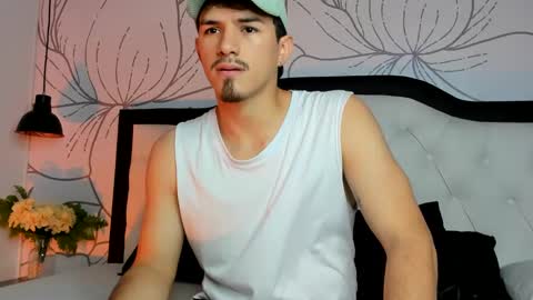 Snapshot of justin_spencer chatting on September 14, 1:40 am Justin online show from September 14, 1:40 am