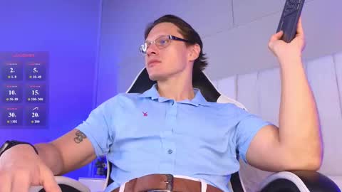 Justin  online show from January 11, 3:32 am