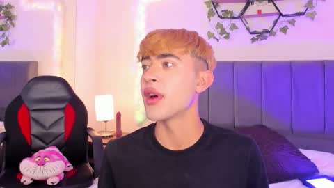 Justin online show from September 26, 11:52 am