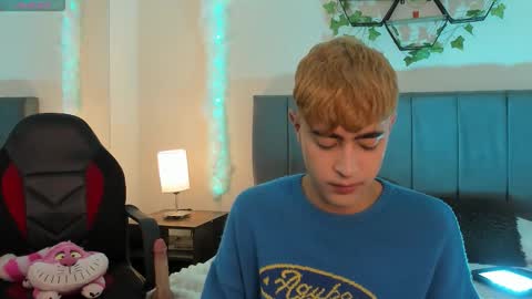 Justin online show from September 16, 11:33 am