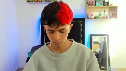 Justine online show from November 11, 12:32 pm