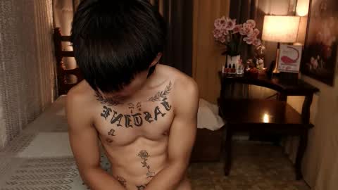 justine_hunk online show from December 9, 10:37 pm