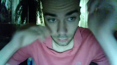Snapshot of justman12 chatting on January 22, 8:18 am justman12 online show from January 22, 8:18 am