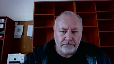 justme196756 online show from November 1, 4:33 pm