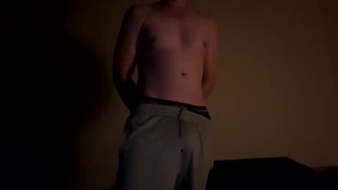 justmoresluts online show from February 17, 8:09 am