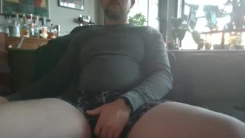 Snapshot of k00fler_08 chatting on January 14, 10:23 pm koof online show from January 14, 10:23 pm