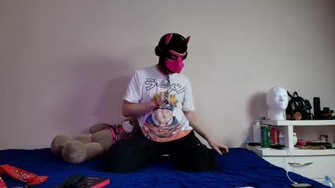 Alex online show from June 12, 5:33 pm