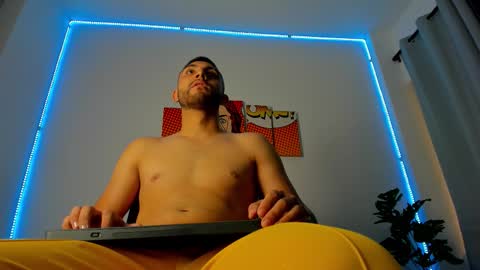 KAEL online show from January 16, 8:22 pm