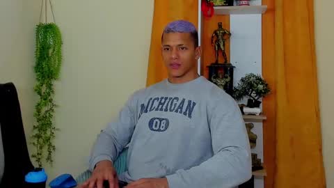 Snapshot of kale_tomson chatting on March 6, 4:17 pm kale thomson online show from March 6, 4:17 pm