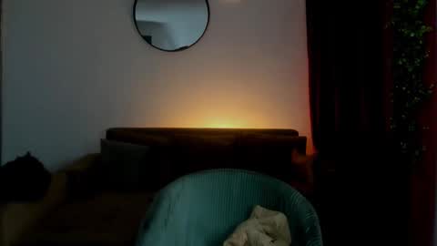 kale thomson online show from October 25, 8:54 pm