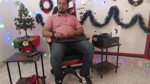 Kaleth online show from December 13, 10:38 pm